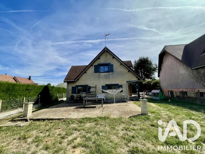 Maison 7 pièces 203 m² · à Poisvilliers · 203 m² · 290 000 €