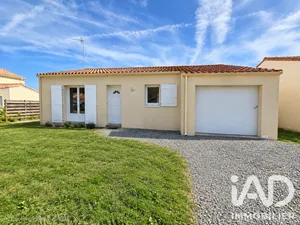 Maison à Essarts-en-Bocage (85140)