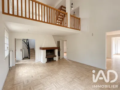 Maison à Orgeval (78630)