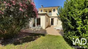Townhouse in Libourne (33500)