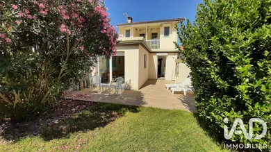 Townhouse in Libourne (33500)