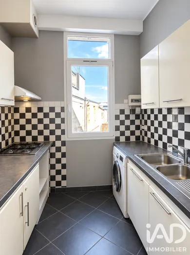 Appartement à Bordeaux (33800)