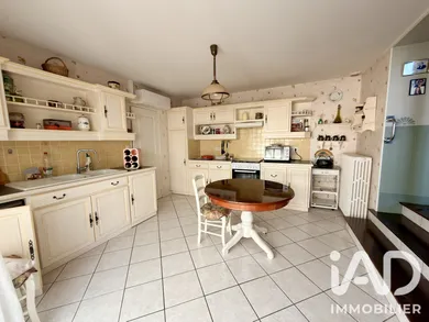 Maison à Poitiers (86000)
