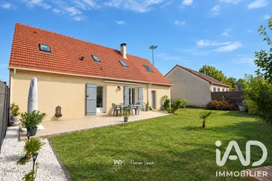 Maison traditionnelle à Porcheville (78440)