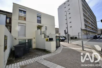 Immeuble à Poissy (78300)
