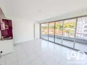 Apartment in Cenon (33150)