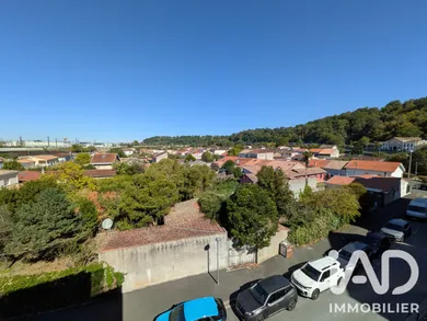 Apartment in Cenon (33150)