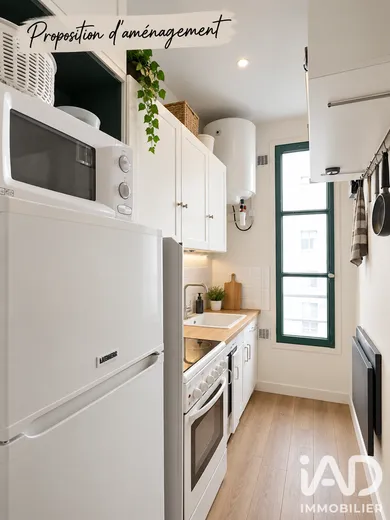 Apartment in Paris (75012)