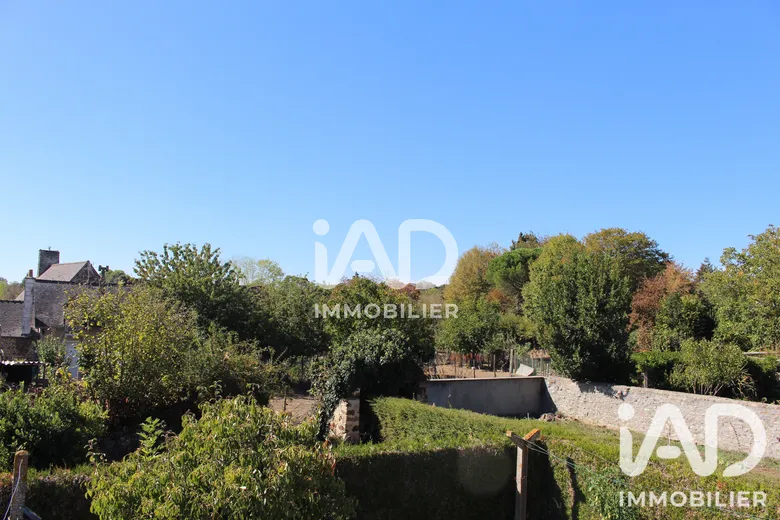 Maison 4 pièces 63 m² · à Brée · 63 m² · 77 000 €