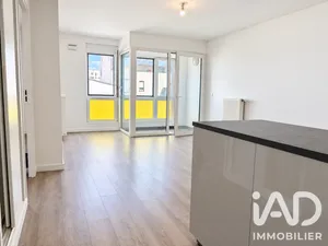 Apartment in Saint-Ouen-sur-Seine (93400)