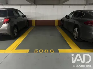 Parking à Paris (75014)