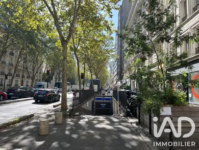Parking à Paris (75014)
