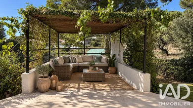 Architectural house in Carqueiranne (83320)