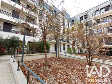 Appartement à Fresnes (94260)
