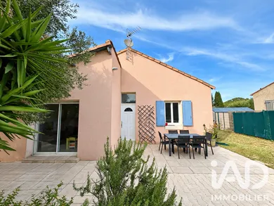 House in Beaucaire (30300)