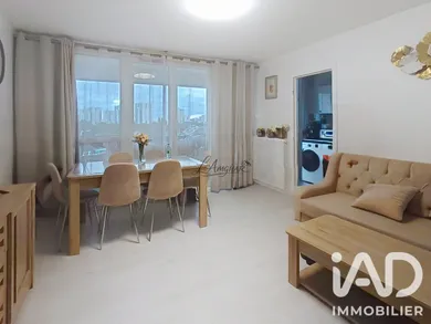 Apartment in Créteil (94000)