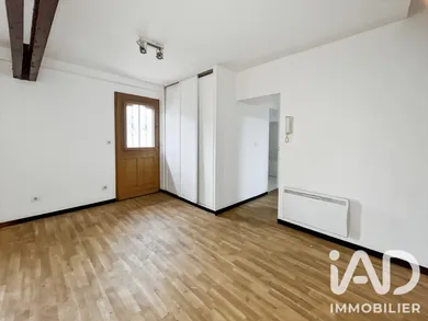 Appartement à Périgny (94520)