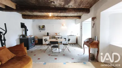 Maison de campagne à Saint-Hostien (43260)