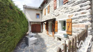 Maison de campagne à Saint-Hostien (43260)