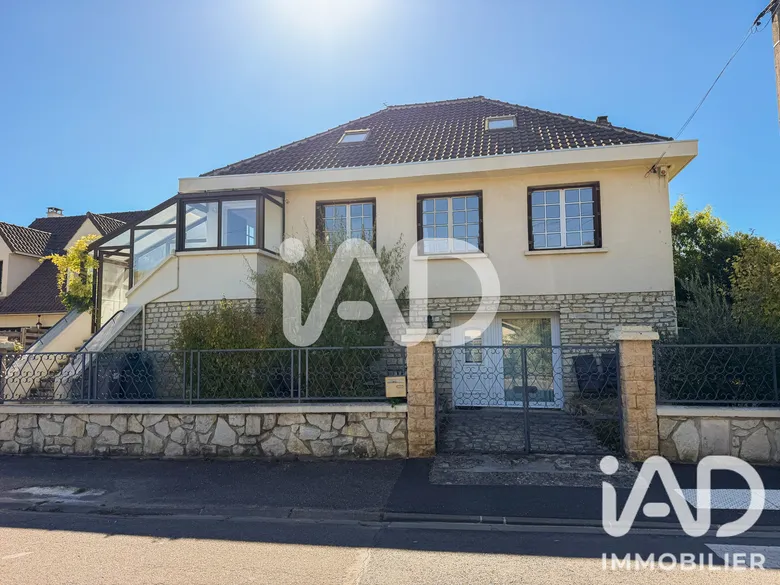 Maison 8 pièces 159 m² · à Moret-Loing-Et-Orvanne · 159 m² · 349 000 €