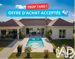 Maison d'architecte à Estivareilles (03190)