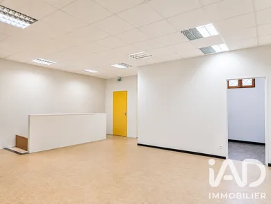 Commercial in Vitry-sur-Orne (57185)