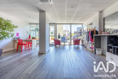 Boutique/Local commercial à BORDEAUX (33000)
