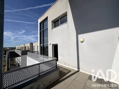Duplex in Sainte-Luce-sur-Loire (44980)