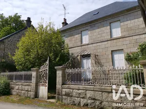 Maison de campagne à Peyrelevade (19290)