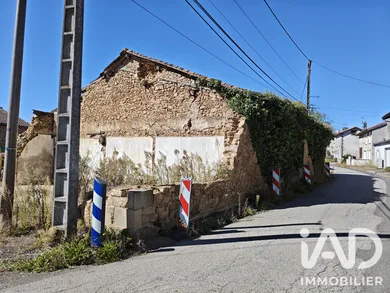 Terrain à bâtir à Saint-Junien (87200)