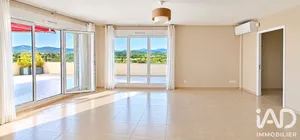 Apartment in Saint-Raphaël (83700)