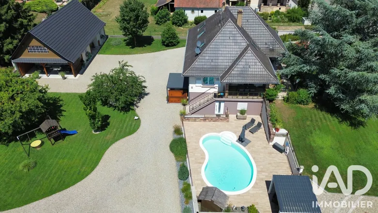 Maison 14 pièces 300 m² · à Artolsheim · 300 m² · 880 000 €