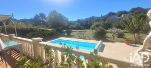 Bastide à Lagarde-Paréol (84290)