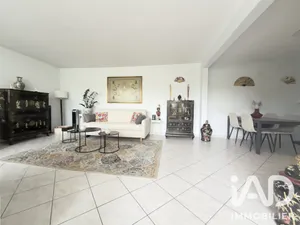 Appartement à Vaux-le-Pénil (77000)