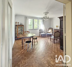 Apartment in Nantes (44100)