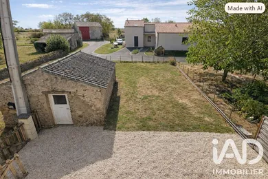 Maison traditionnelle à Mauges-sur-Loire (49410)