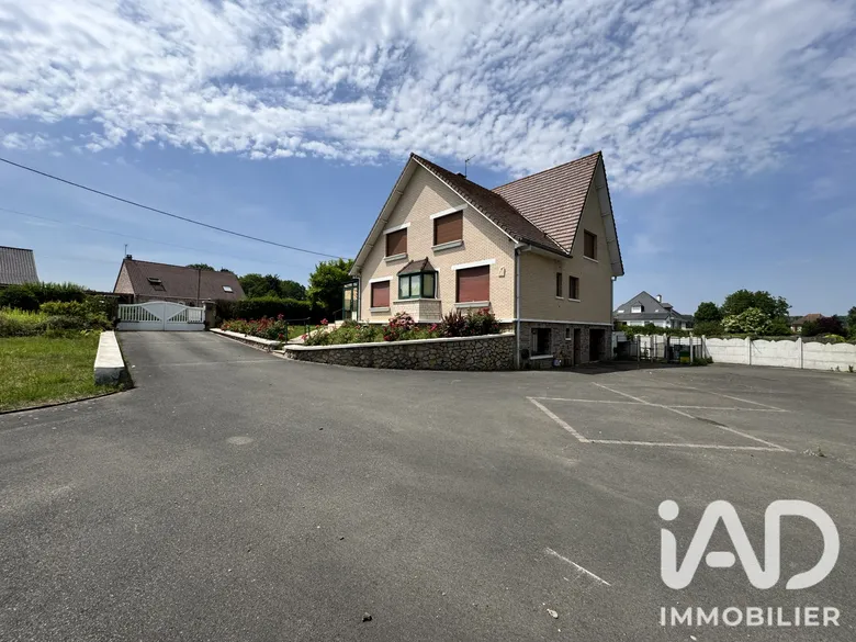 Maison 8 pièces 185 m² · à Thérouanne · 185 m² · 351 900 €