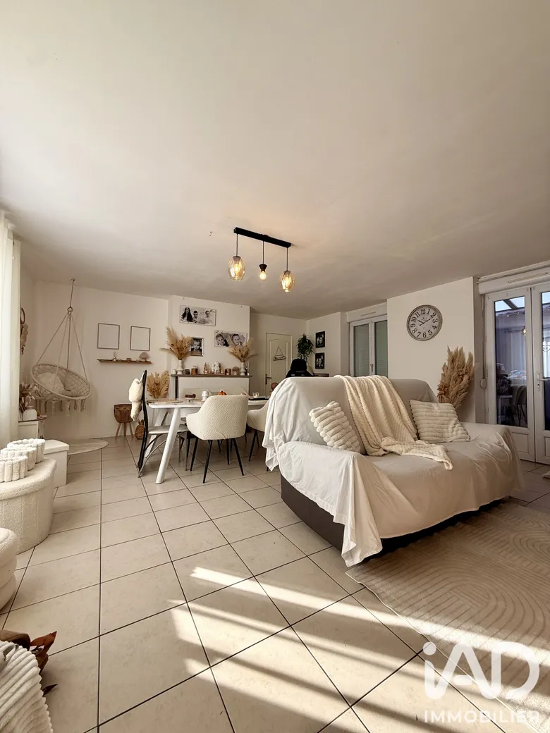 Maison 5 pièces 192 m² · à Pihem · 192 m² · 215 000 €