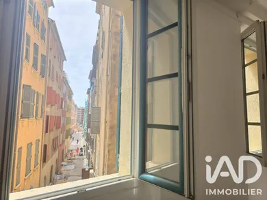 Appartement à Toulon (83000)