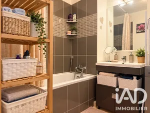 Apartment in Aix-en-Provence (13100)
