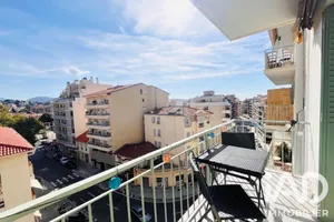 Appartement à Nice (06100)