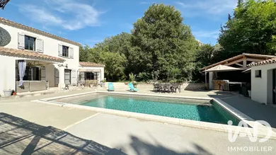 Maison à Robion (84440)
