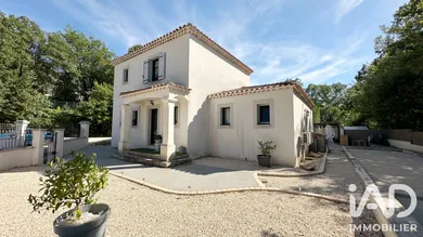 Maison à Robion (84440)