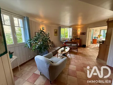 Maison à Gouvernes (77400)