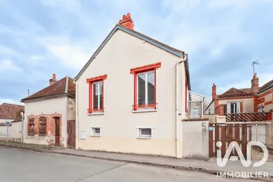 Maison à Bray-sur-Seine (77480)