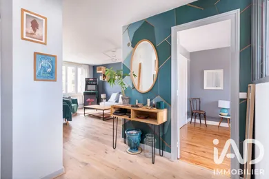 Apartment in Villeurbanne (69100)