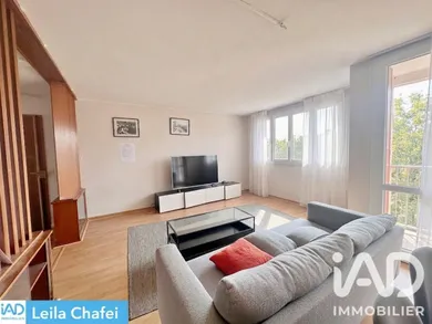 Apartment in Chilly-Mazarin (91380)