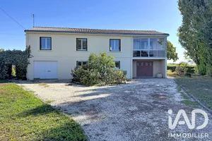 Maison à L'Île-d'Elle (85770)