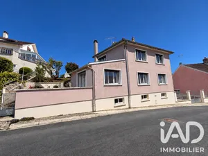 Maison de village à Mailly-Champagne (51500)