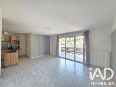 Appartement à Saint-Georges-de-Commiers (38450)